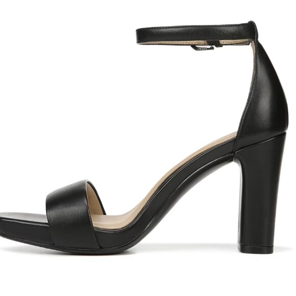 Stunning Naturalizer Women's Black Leather Open Toe Heels - Picture 2 of 6